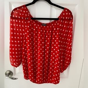 Vince Camuto Cute Red White Polka Dot Flowy Quarter Sleeve Top Small